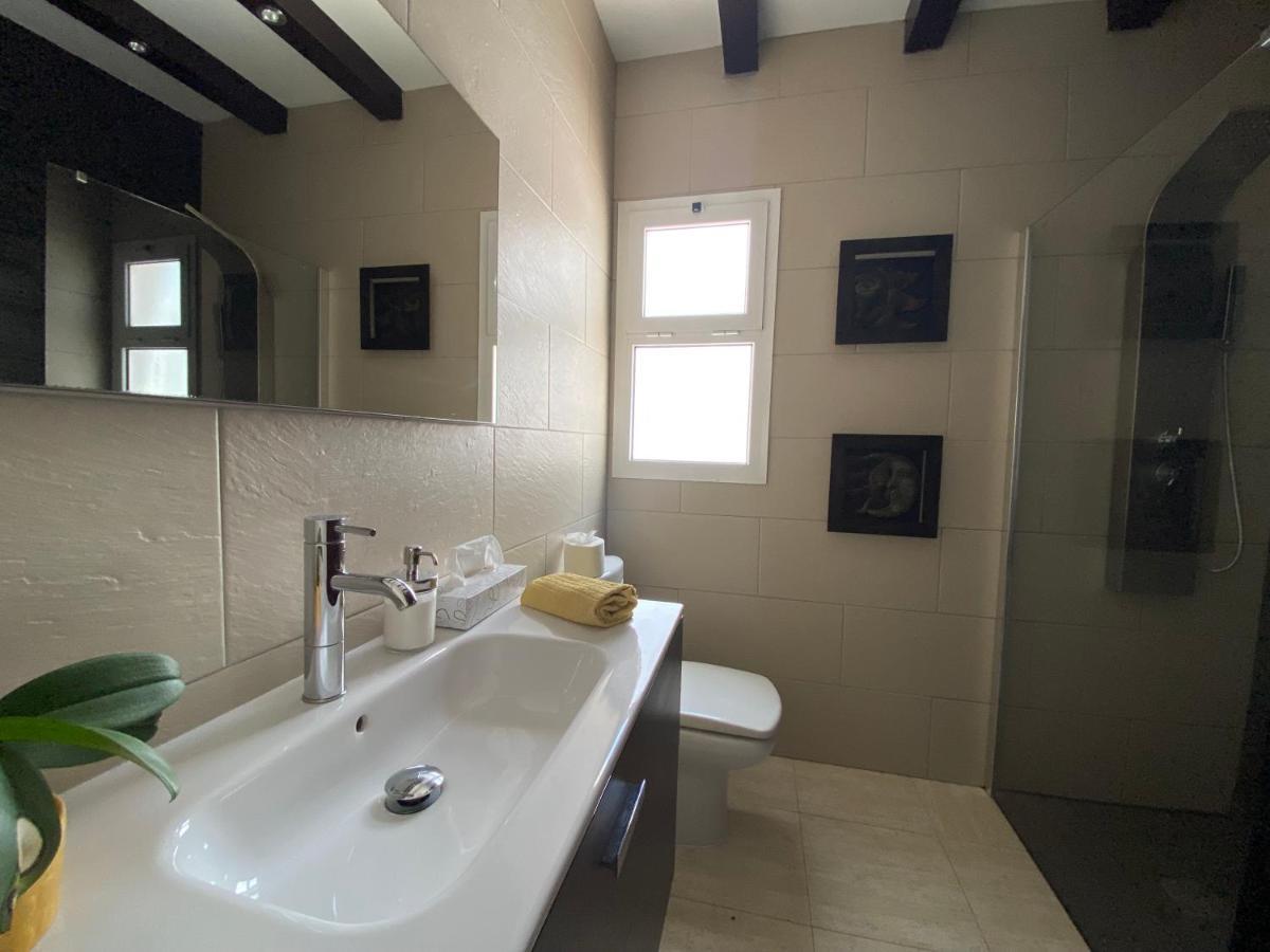 Mivida Hotel San Bartolome  Bagian luar foto
